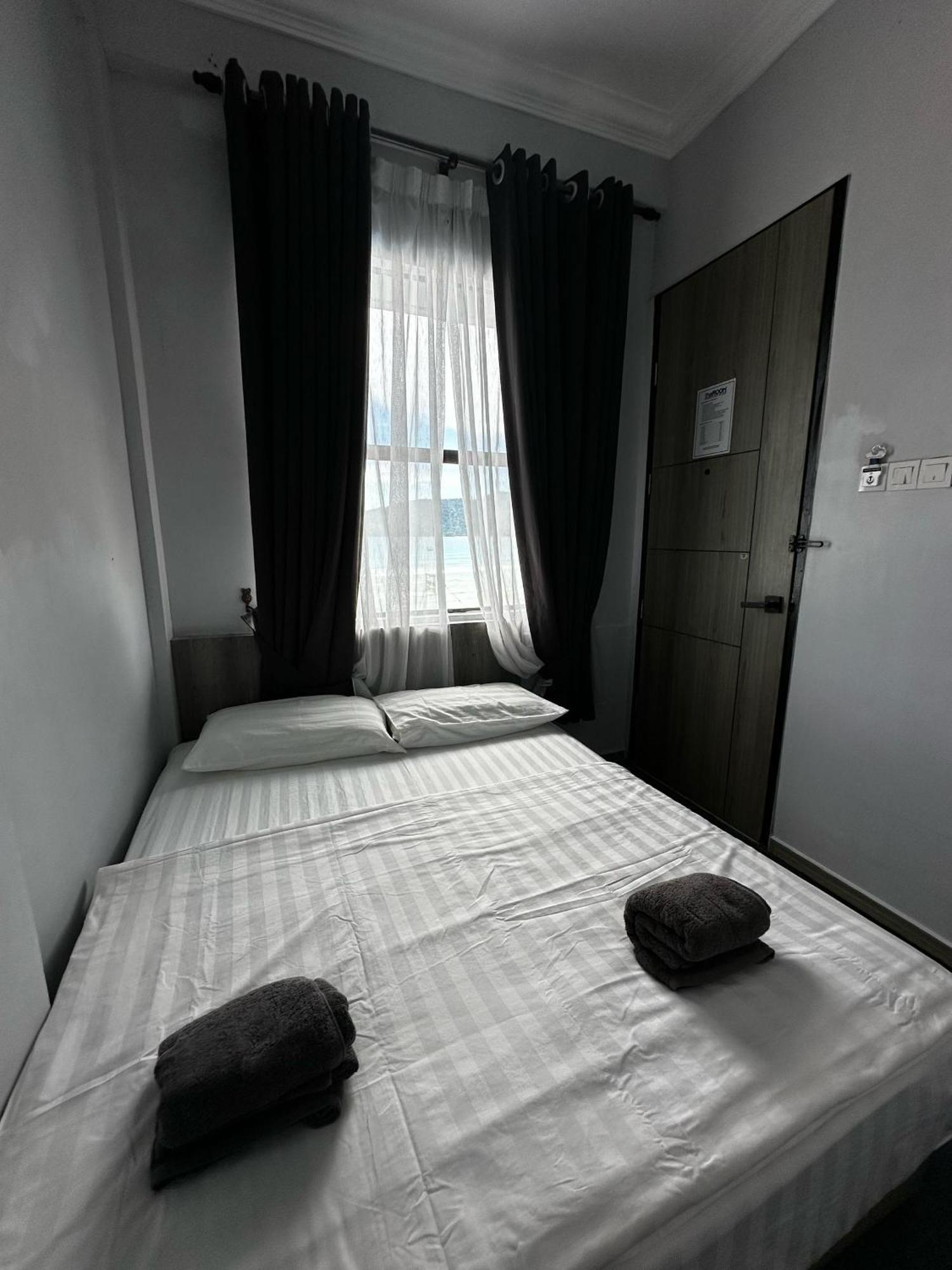 The Room Perhentian - Long Beach Kampung Kuala Besut Kültér fotó